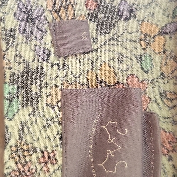 Anthropologie Vanessa Virginia Button-Front Floral Tunic Size XSmall - Picture 3 of 7